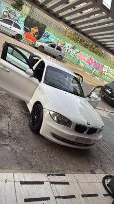 BMW 118i 2.0 TOP HATCH 16V GASOLINA 4P AUTOMÁTICO BMW 118i 2.0 TOP HATCH 16V GASOLINA 4P AUTOMÁTICO